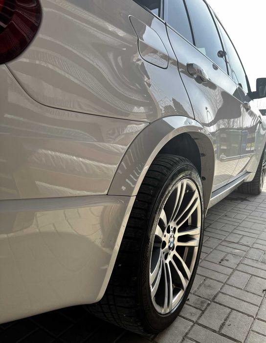 BMW X5 e70 M pakiet xDrive35i LCI 306KM benzyna