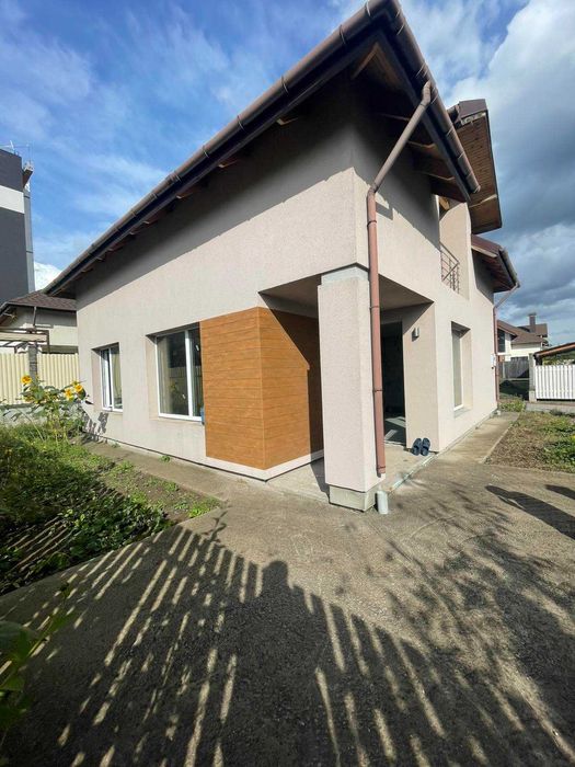 ID: 28810 Озерна Будинок