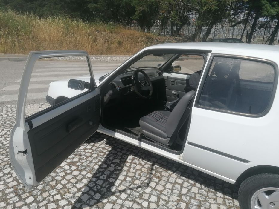 Xad 205 Peugeot 1995 direção assistida