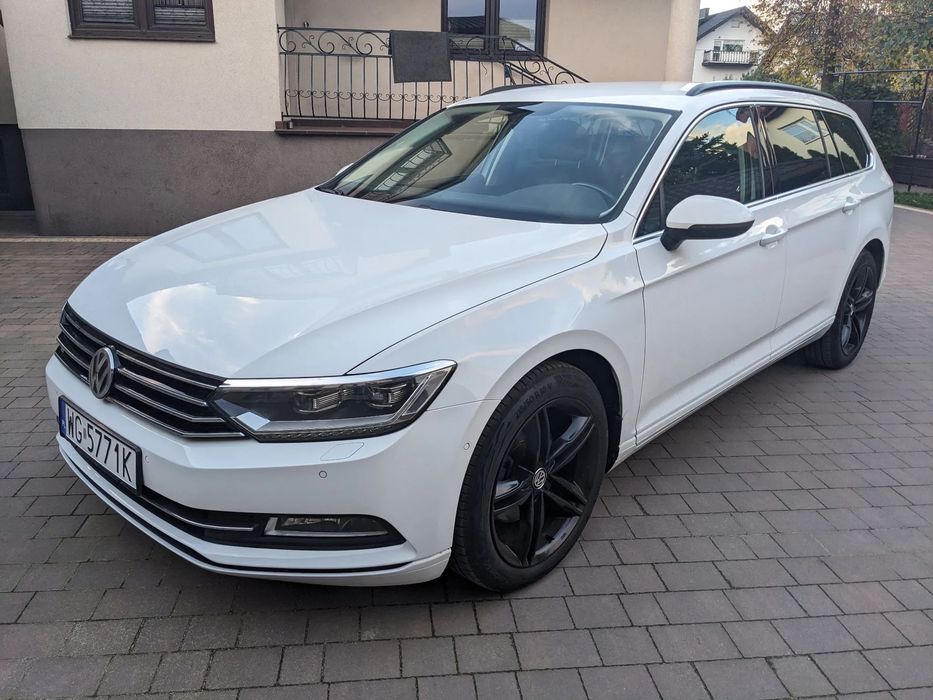 Volkswagen Passat Passat B8 Kombi -Grudzień 2017 -NISKI PRZEBIEG- LED, ACC, Front Assist