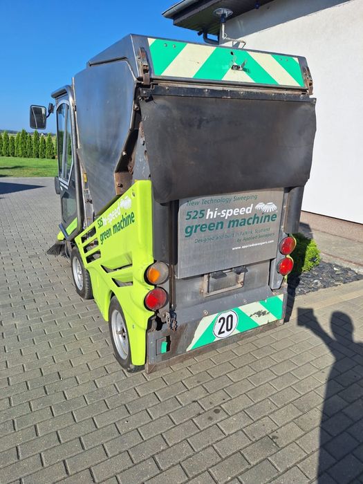 Zamiatarka  silnik Kubota