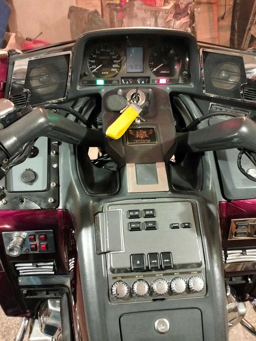 Sprzedam motocykl HONDA GOLDWING 1500