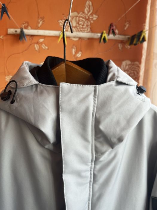 Продам зимову куртку в ідеальному стані