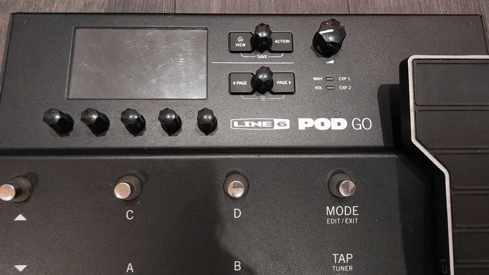 Multiefekt gitarowy line 6 pod go