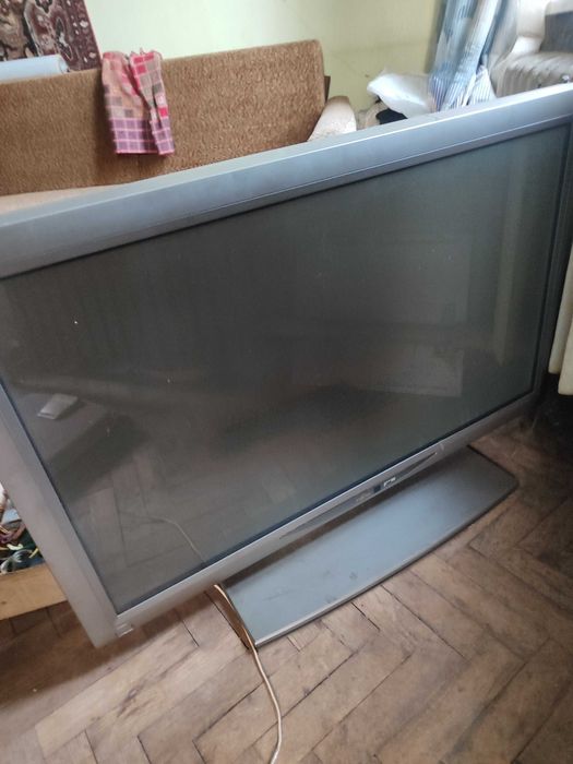 Продам плазму Футжитсу 42 дюйма