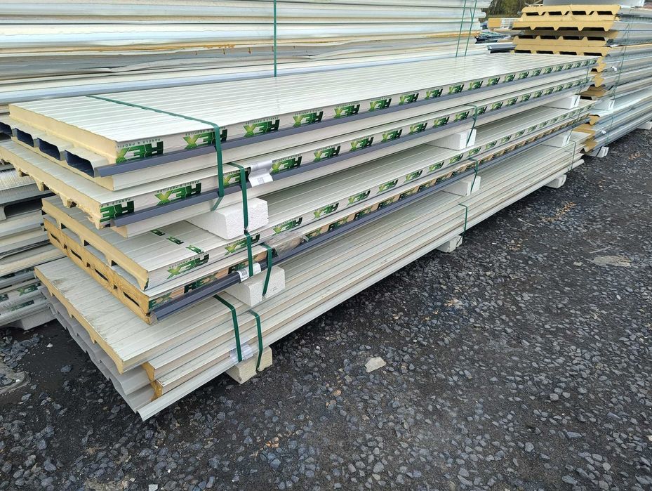 Płyty warstwowe ścienne oraz dachowe