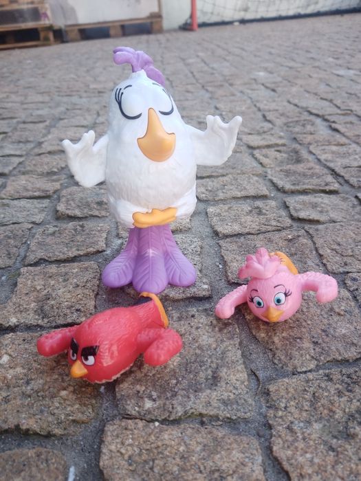 Figuras de diversos filmes infantis