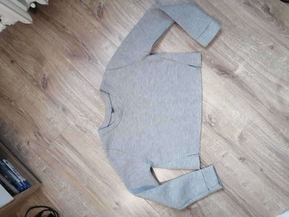 Bluza typu crop top