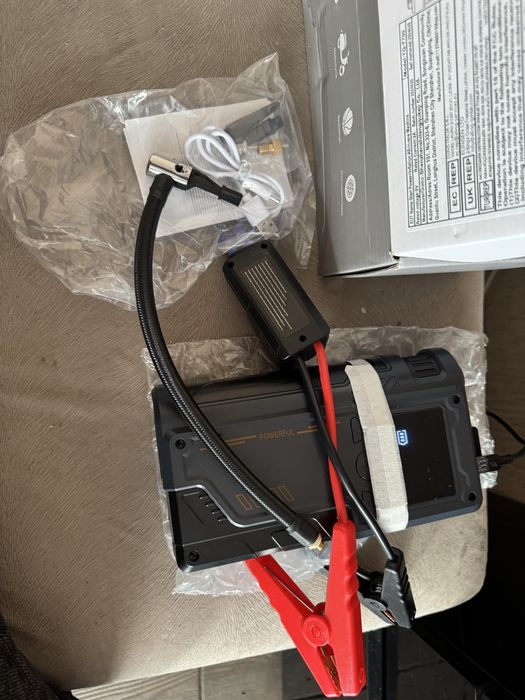 Потужний пусковий пристрій бустер стартер компресор павербанк