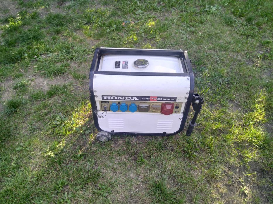 Wynajmuje agregaty prądotwórczy od 5kw do 12,5 kw trójfazowy