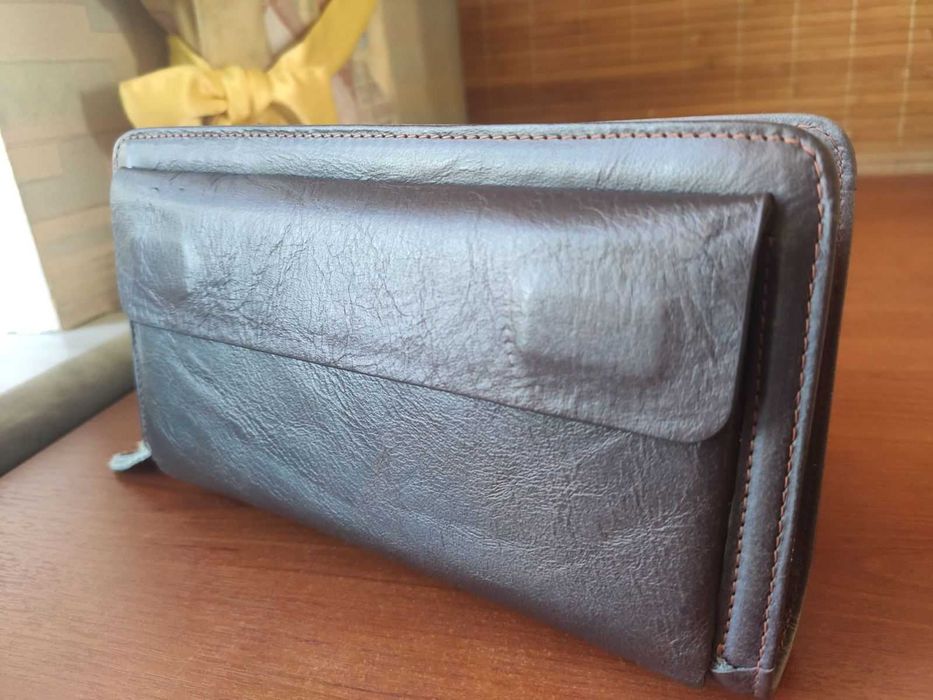 Кожаная мужская Барсетка. .Цвет- Dark Coffee и Черный