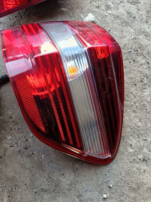 Lampy tylne Mercedes Benz ML W164 Prawa Lewa Wysyłka