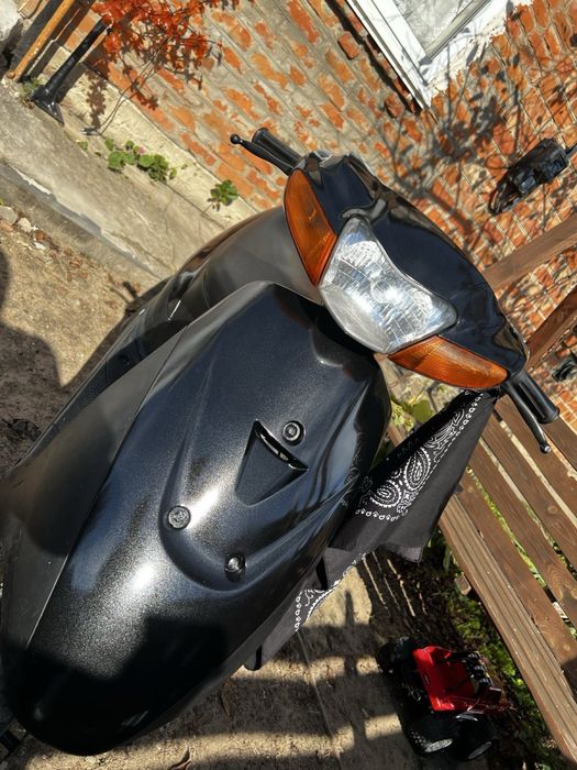 Suzuki lets 3 бабочка