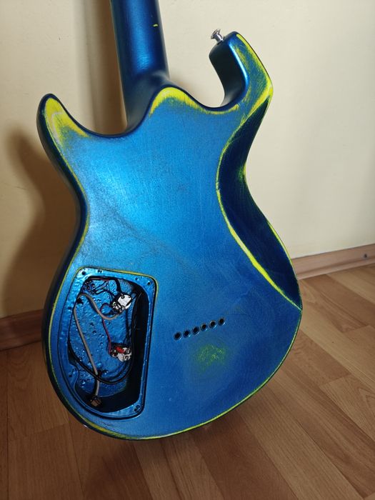 Gitara elektryczna custom / unikat – sprawna, po naprawie