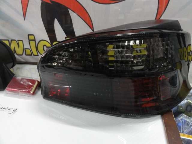 Farolins / Faróis traseiros para Citroen Saxo 1996-2003 fundo smoke estilo inpro