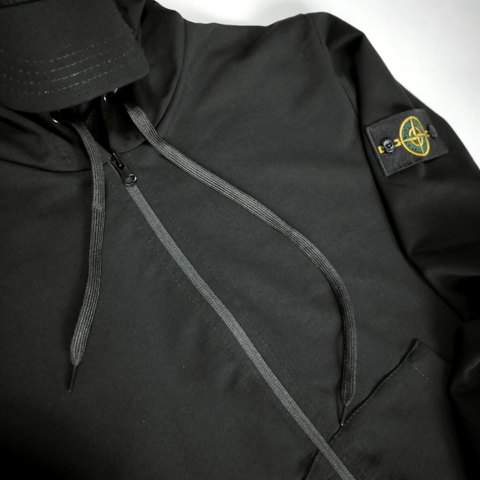 Чоловічий костюм stone island