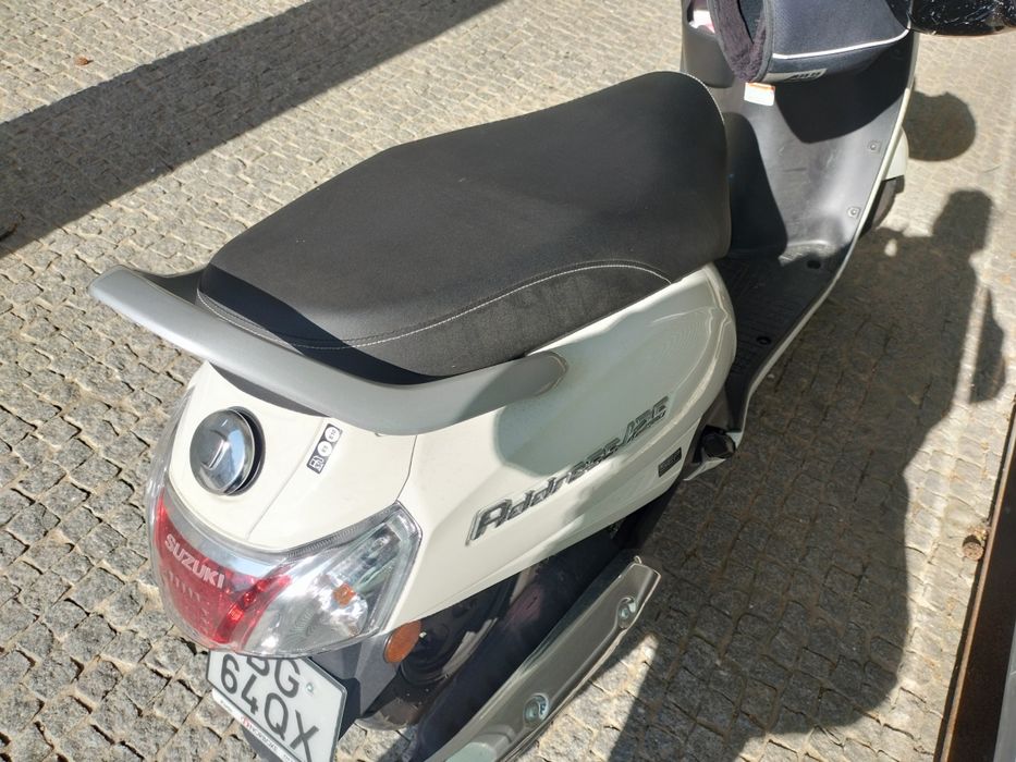 Suzuki adress 125