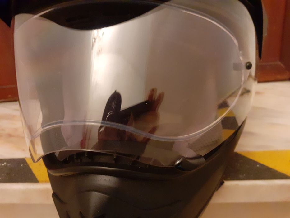 Shoei Hornet M in good condition inside and out with pinlock64585055749633121