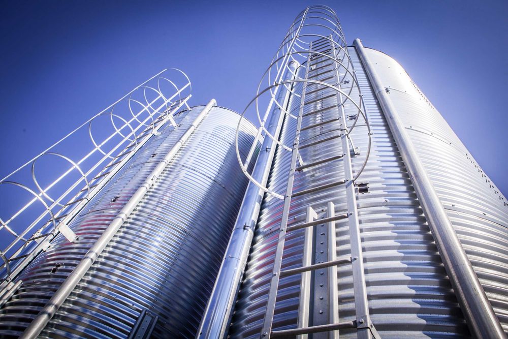 Silos zbożowy 100t lejowy AGOS Warszawa