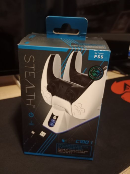 Nowa stacja ładująca do padów ps5