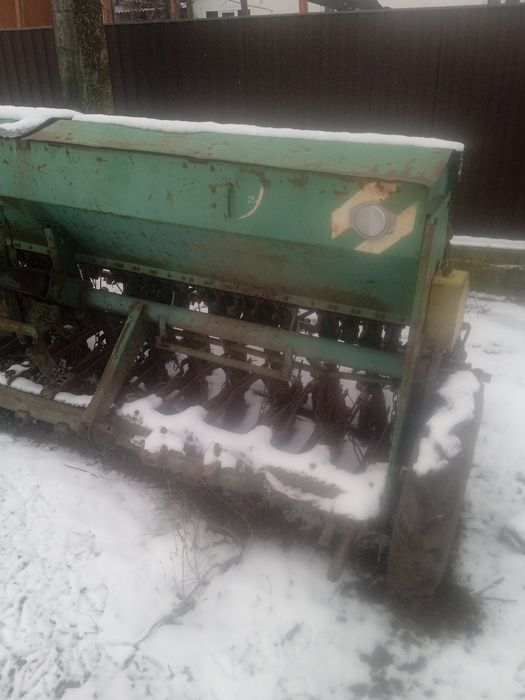 Продам зернову сівалку