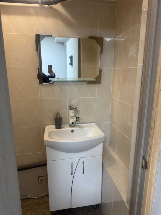 Приміщення з ремонтом та окремим входом