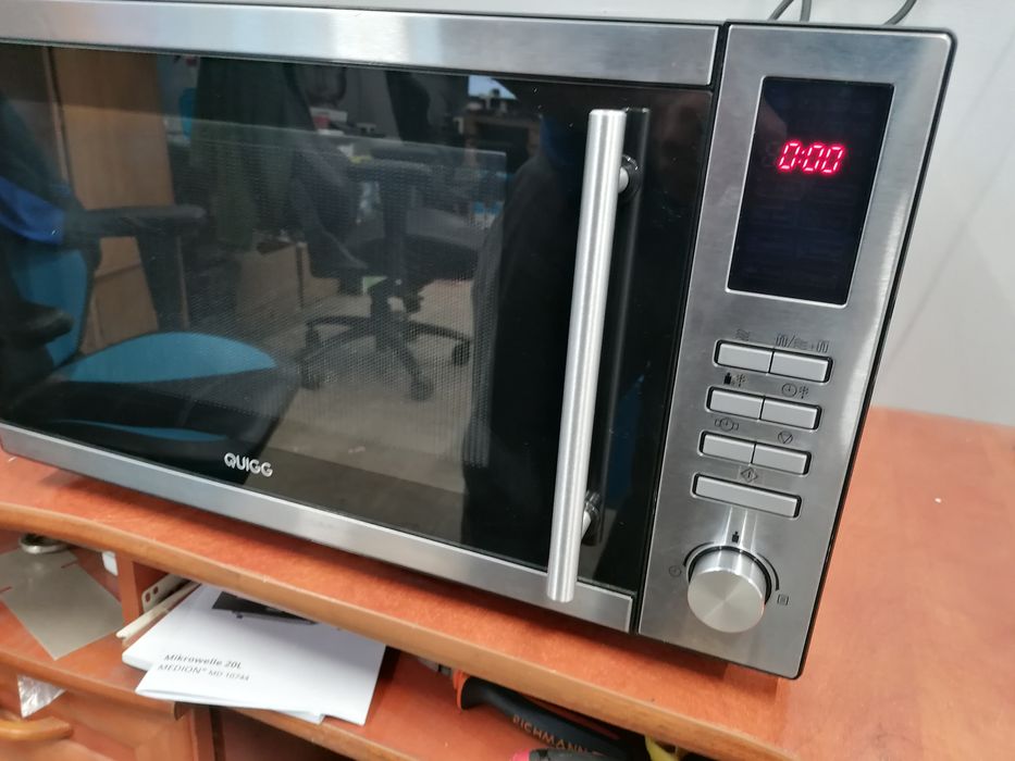 Mikrofalówka Quigg m32