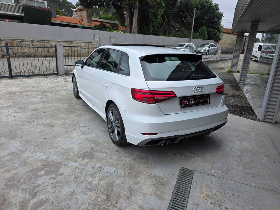 Audi A3 1.6 TDi S-LINE