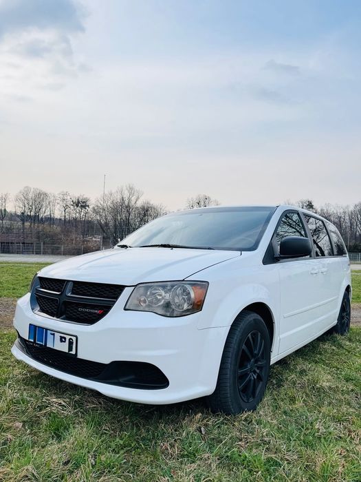 Dodge Grand Caravan Dodatki 9k: LPG, Hak, CARPLAY. Regularnie serwisowany i zadbany.