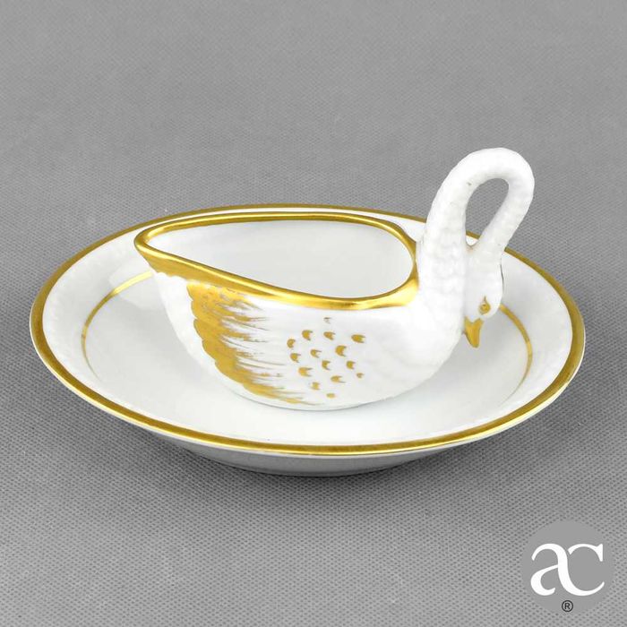 Molheira com travessa em forma de Cisne Porcelana Vista Alegre