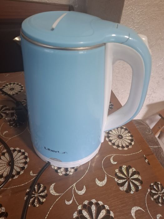 Електрочайник...