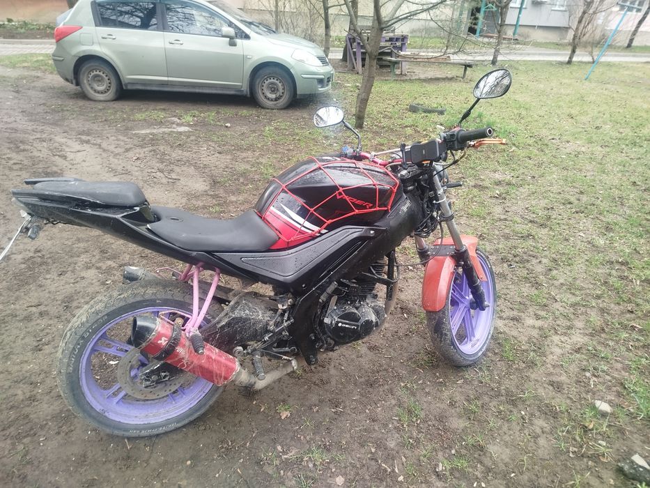 Мотоцикл Viper r1
