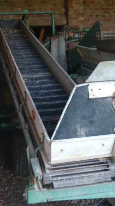 Kombajn do cebuli, zbieraczka, ogławiarka