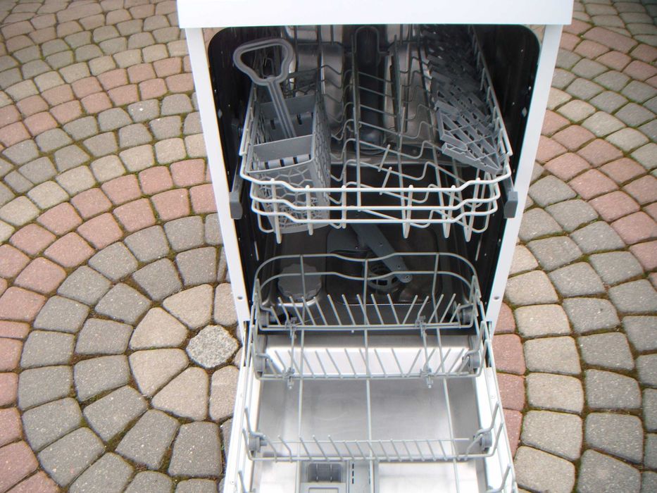 Zmywarka Candy 45 cm-wolno stojąca-BDB Stan