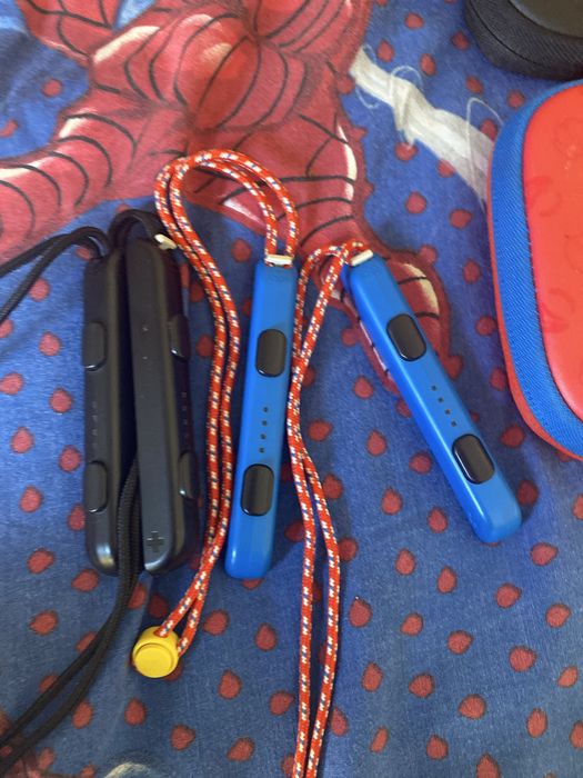Nintendo switch, versão mario red and blue
