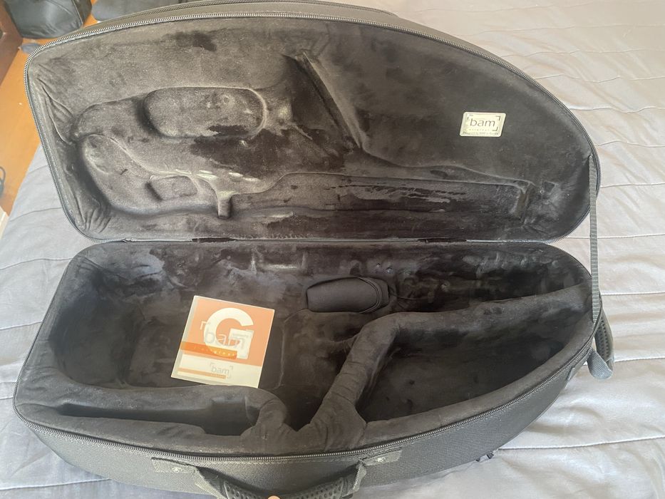 Estojo/mala de saxofone alto Bam Trekking