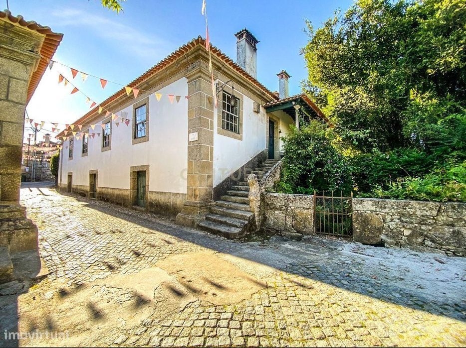 Sumptuosa e ancestral moradia para habitação particular ou turismo de