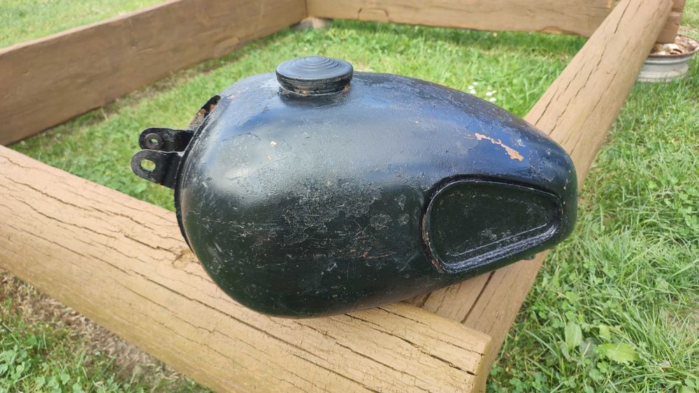 Zbiornik paliwa pannonia TLF 250 panonia bak paliwa panonnia korek bak