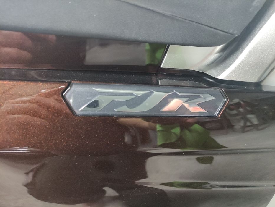 Yamaha FJR impecável