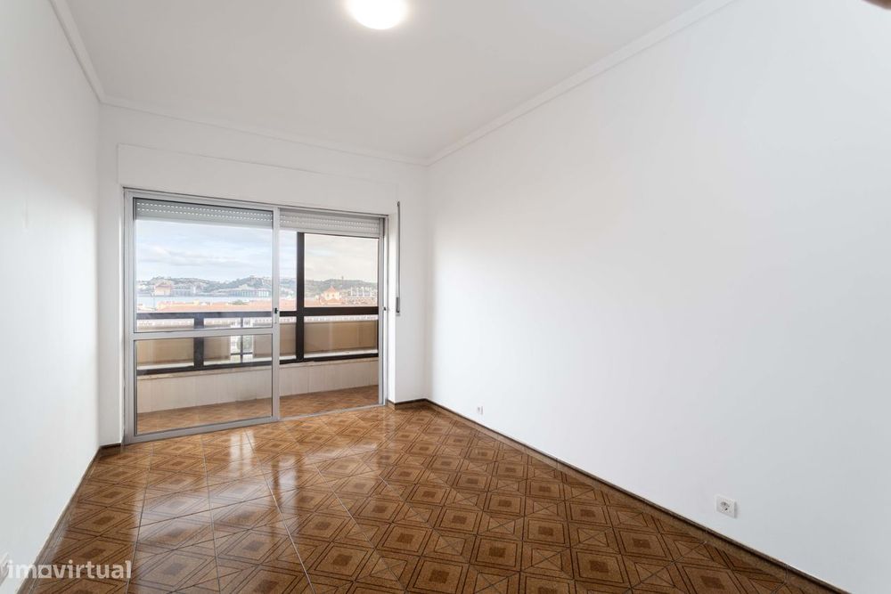 T2 para Arrendar em Zona Tranquila e Central, com Varandas e 76 m², Id