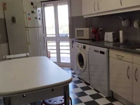 Quarto para arrendar - Cidade Universitária Campo Grande