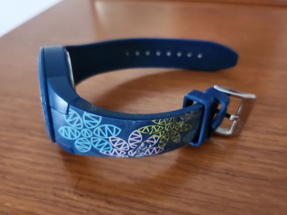 Relógio one em bom estado