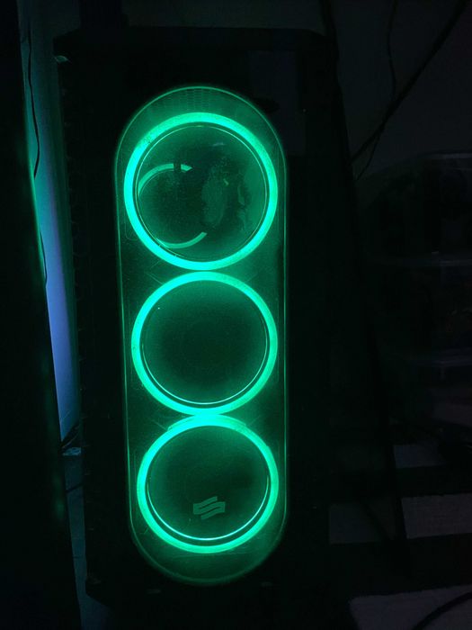 Komputer stacjonarny RX 5700 Ryzen 5 3600 RAM 16gb 1Tb