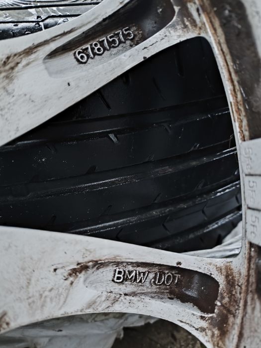 Продам оригінальні диски BMW з резиною