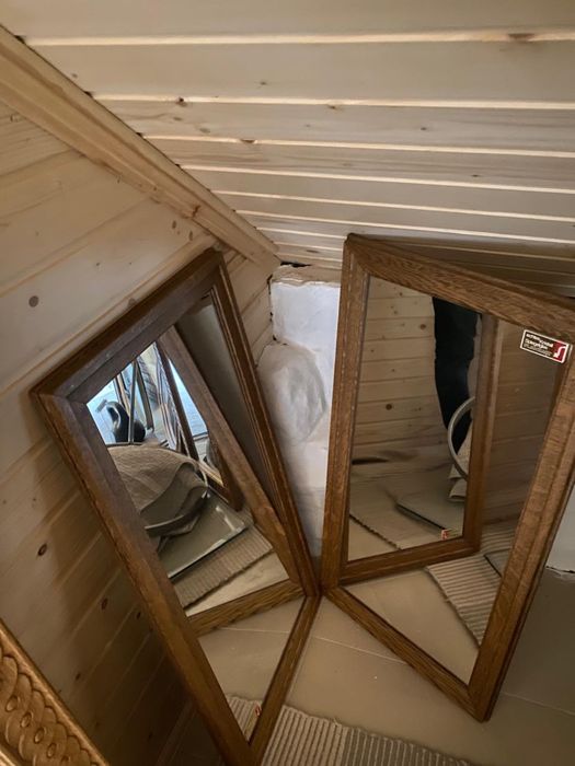 Дзеркало, дубова рамка