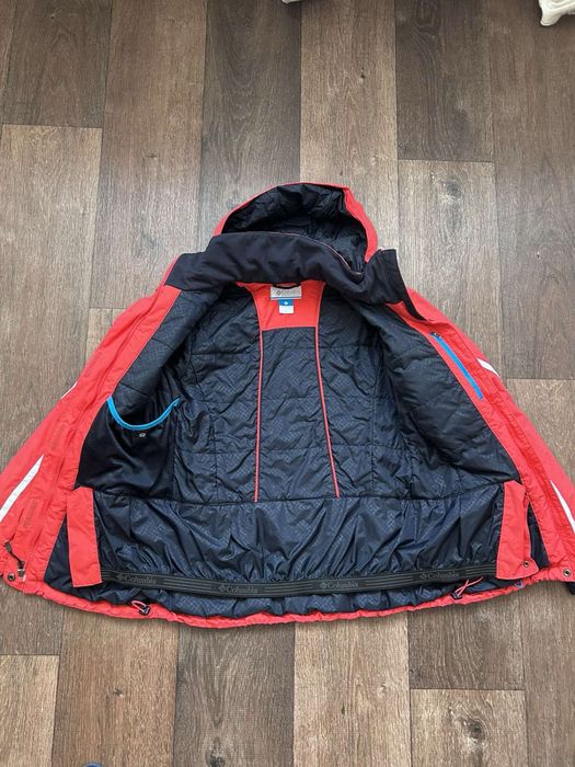 Продам куртку Columbia