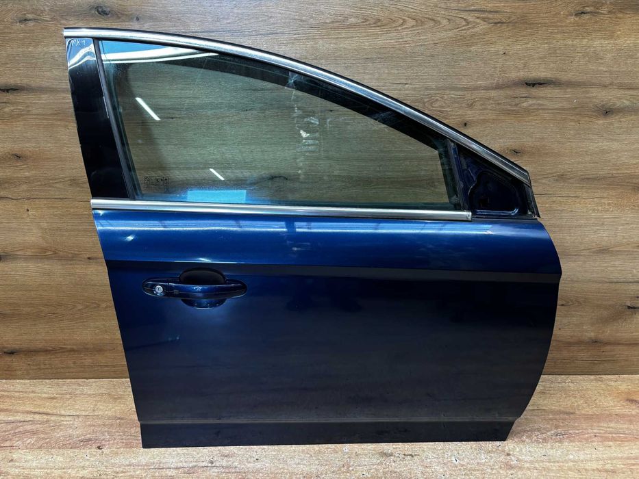 Drzwi przednie prawe Ford Mondeo Mk4 kolor e6