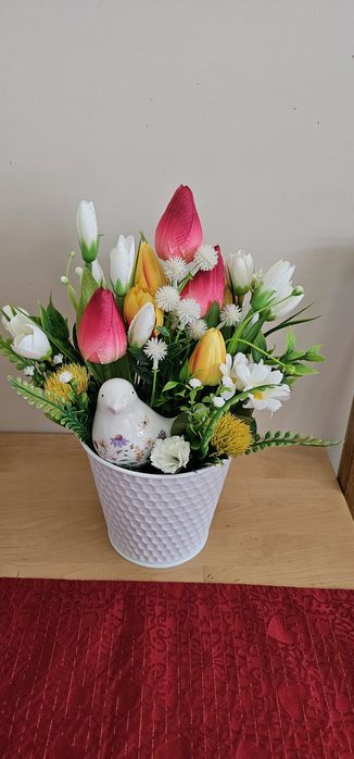 Stroik wiosenny ptaszek tulipany