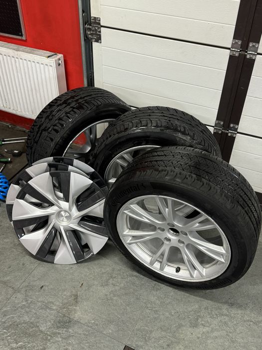Tesla Model Y диски r19 ориг з ковпаками тесла модел у