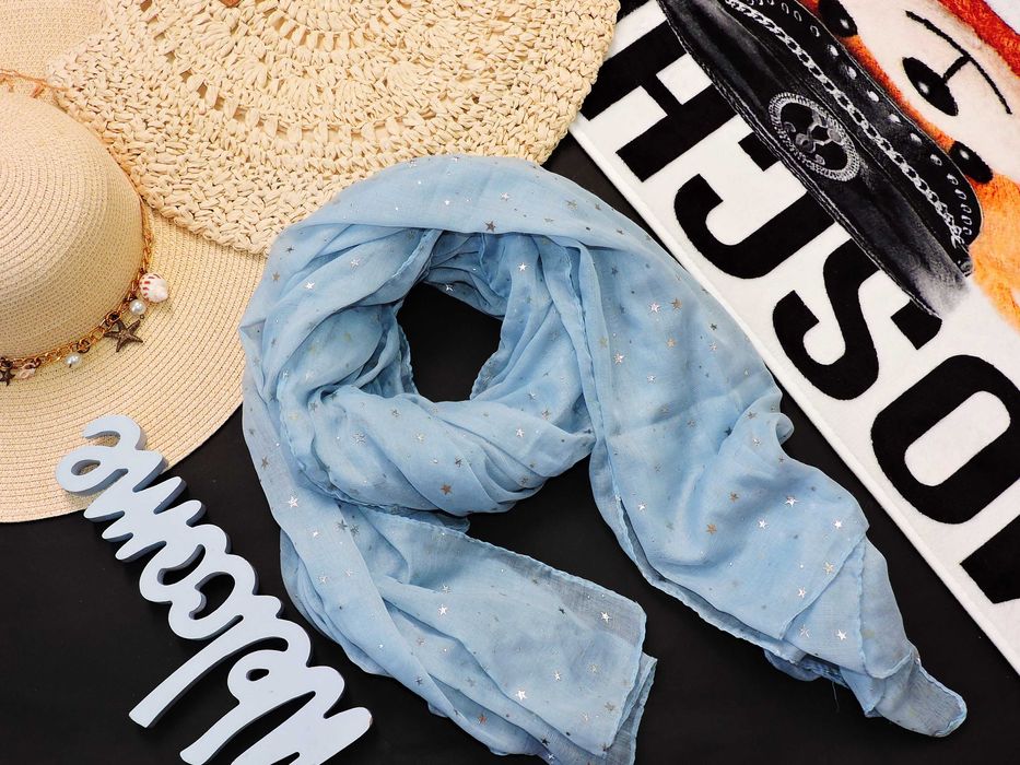 Duży śliczny szal stars j nowy 105 x 175 cm